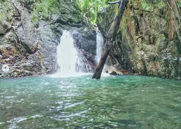 air terjun di pontianak