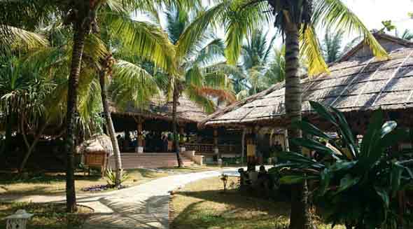 tempat makan pinggir pantai di anyer