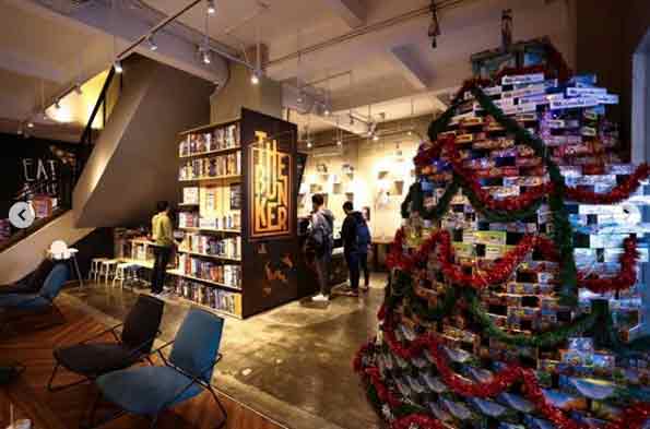 Tempat makan di cyber park bekasi