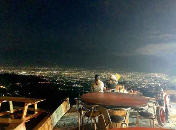 tem[at hunting malam hari di bandung