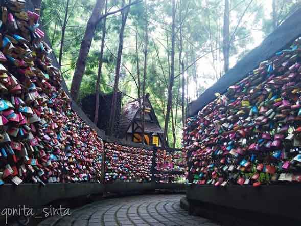 tempat hits di bandung