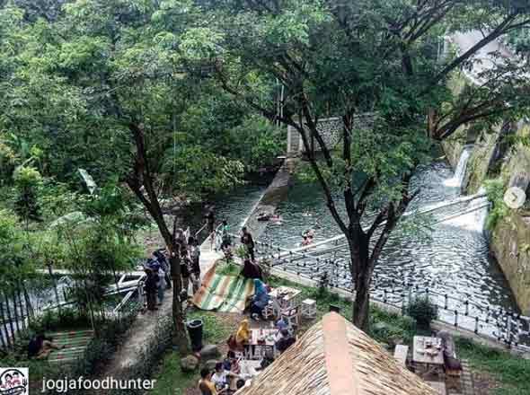 tempat makan nuansa alam di jogja