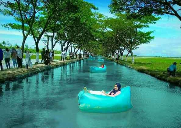 25 Tempat Wisata di Kendal Yang Pasti Membuat Liburan Mengasyikkan 8 tempat piknik di kendal