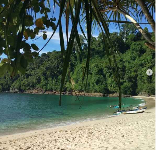 objek wisata pantai di banyuwangi