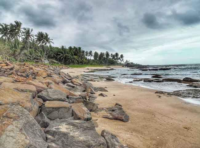 objek wisata pantai di banten