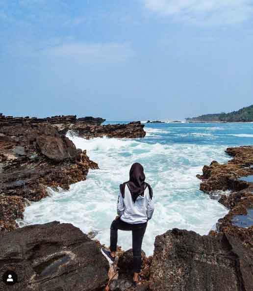 tempat wisata pantai anyer banten