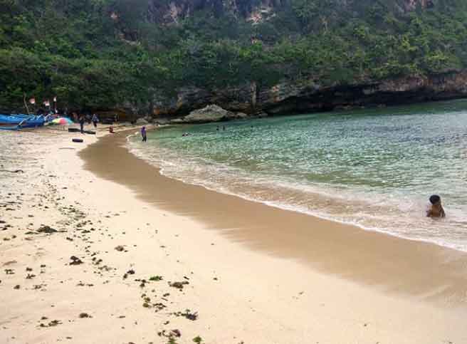 obyek wisata pantai di jogja