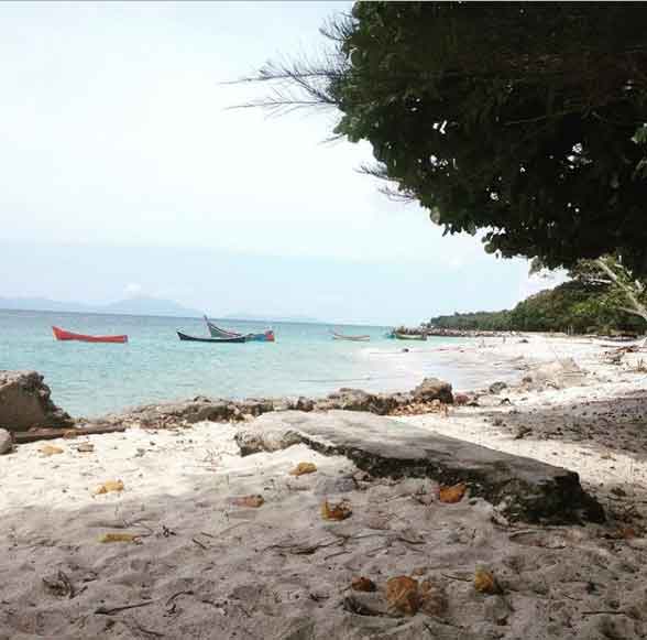 obyek wisata pantai di aceh