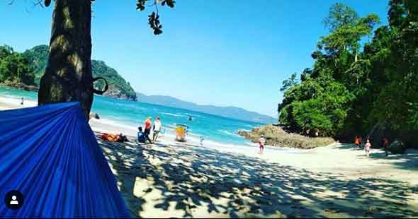 wisata alam pantai di banyuwangi