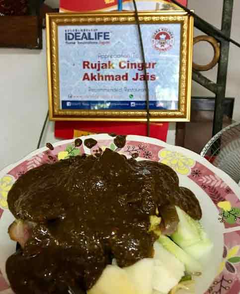 tempat makan di surabaya untuk keluarga