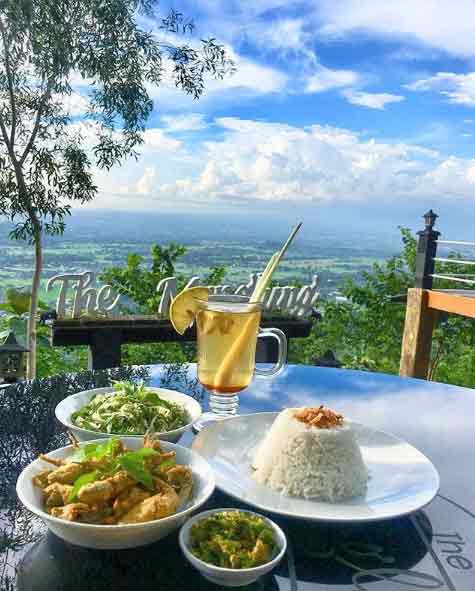tempat makan rooftop di jogja
