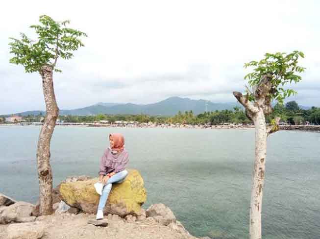 wisata pantai di anyer