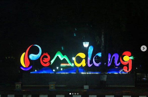 23 Tempat Wisata di Pemalang Yang Paling Hits untuk Berlibur 8 alun alun pemalang