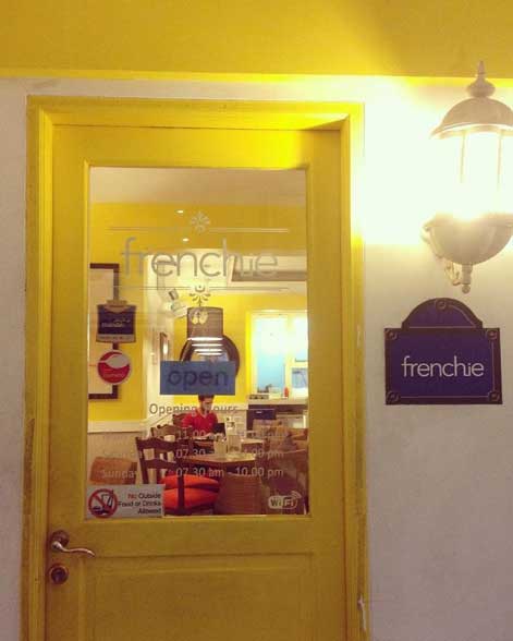 tempat makan romantis di tebet