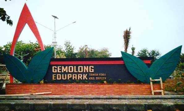 22 Tempat Wisata di Sragen Terpopuler Paling Favorit Anak Muda 5 tempat wisata keluarga di sragen