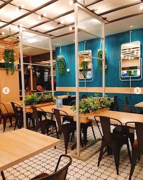 tempat makan enak di central park