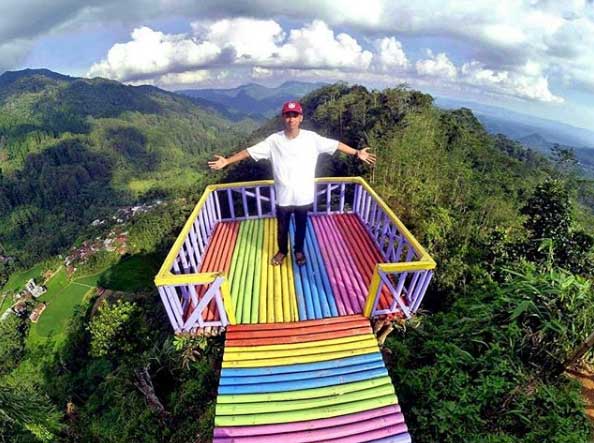 jalan menuju puncak sibarat