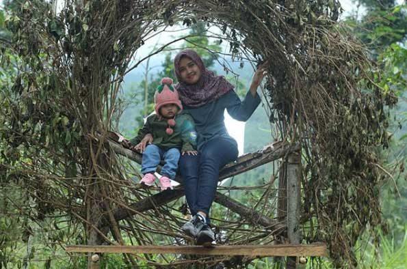 Spot Wisata di bukit mertelu