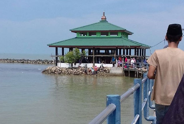 Pantai Morosari, Cantiknya Wisata Alam Demak yang Wajib Anda Kunjungi 8 Spot Wisata di Pantai morosari