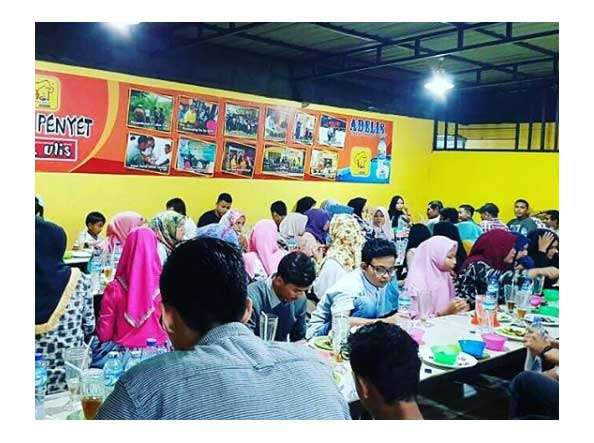 10 Tempat Makan di Banda Aceh yang Bikin Lidah Bergoyang 5 tempat makan murah di aceh