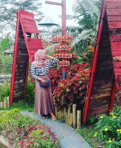 Taman Cinta Talagening Purbalingga Yang Sangat Indah 7 "Spot