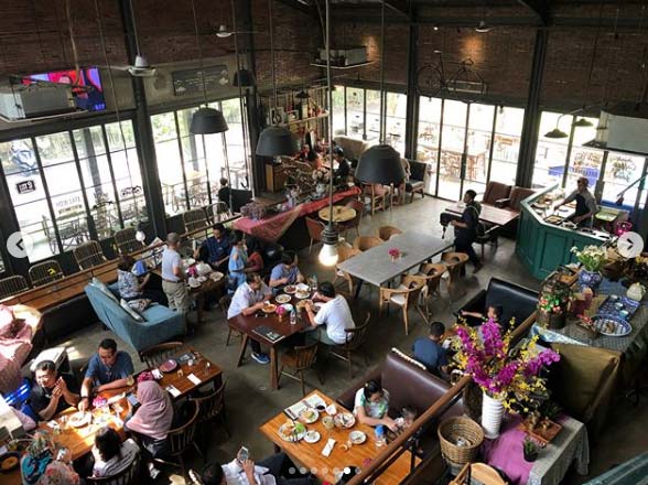  tempat makan di tangerang kota