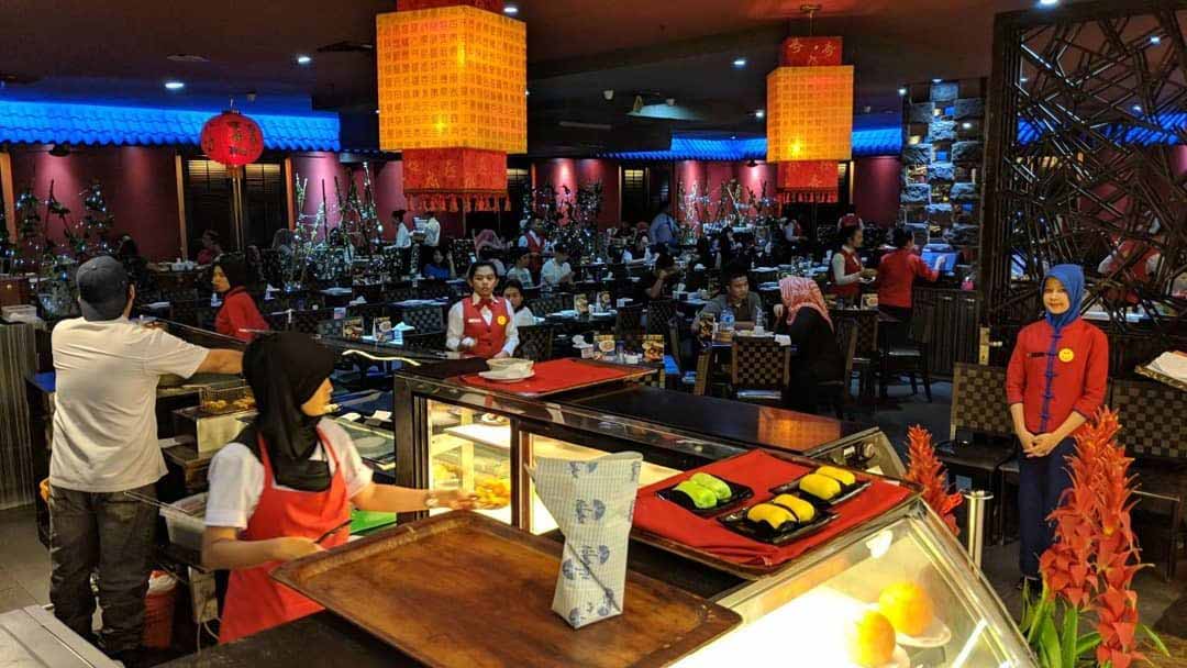 tempat makan di carefour medan