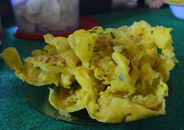 Kuliner di Lubang Sewu Erorejo