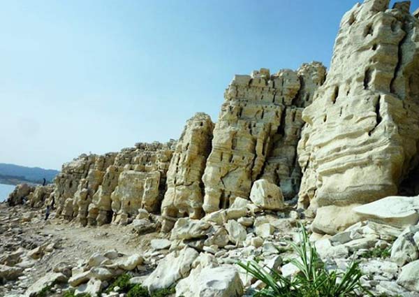 Spot Wisata Di Lubang Sewu Erorejo