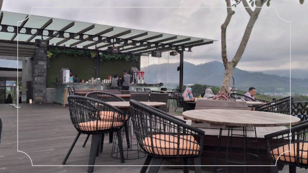 AWANG-AWANG Sky Lounge