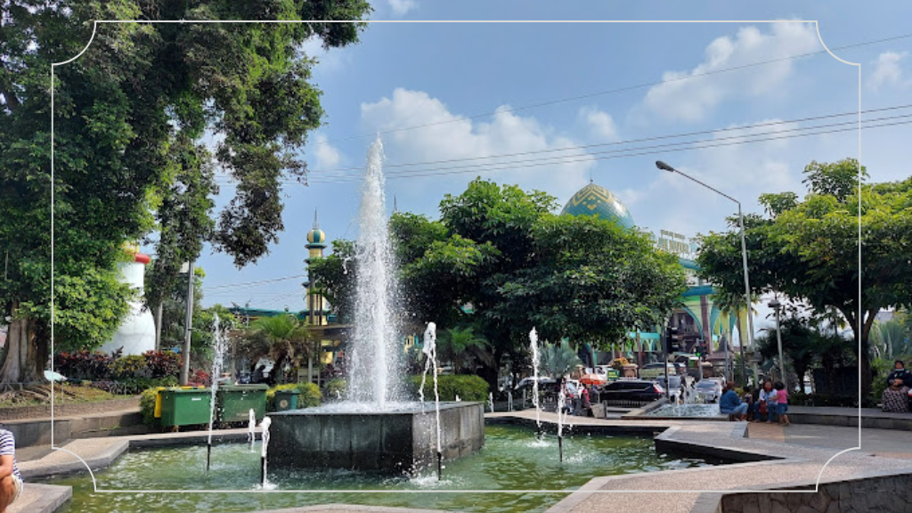 Alun-Alun Batu - Jam Buka & Rute Lokasi 9 Air Mancur