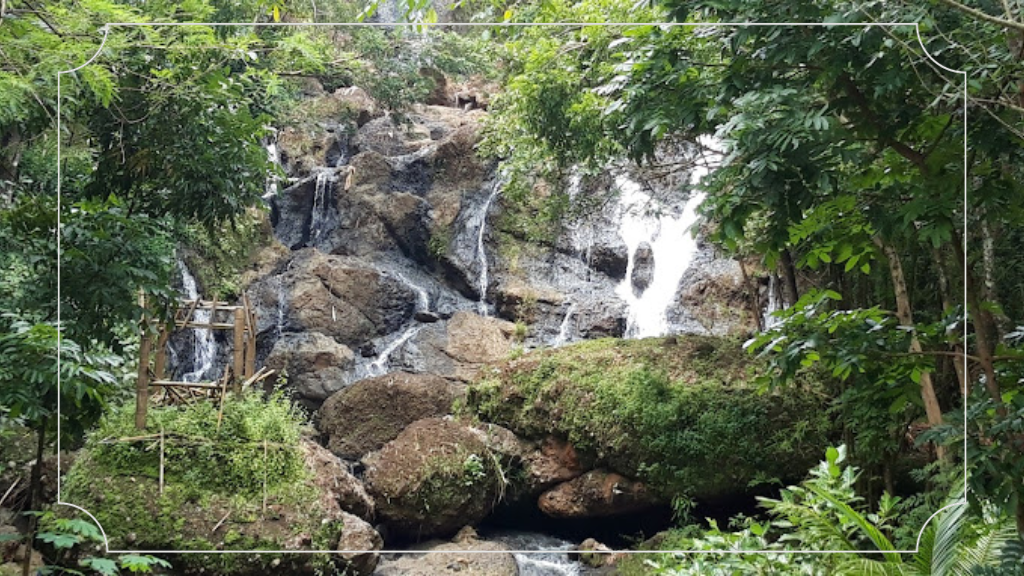 Air Terjun Banyu Nibo