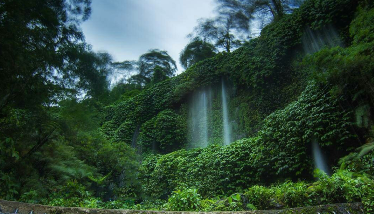 Air Terjun Benang Kelambu