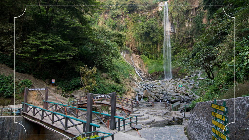 Rekomendasi Tempat Wisata di Tawangmangu yang Cocok untuk Semua Usia 2 Air Terjun Grojogan Sewu