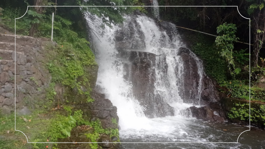 16 Tempat Wisata di Singaraja Bali yang Paling Populer untuk Liburan Luar Biasa 17 Air Terjun Jembong Ambengan