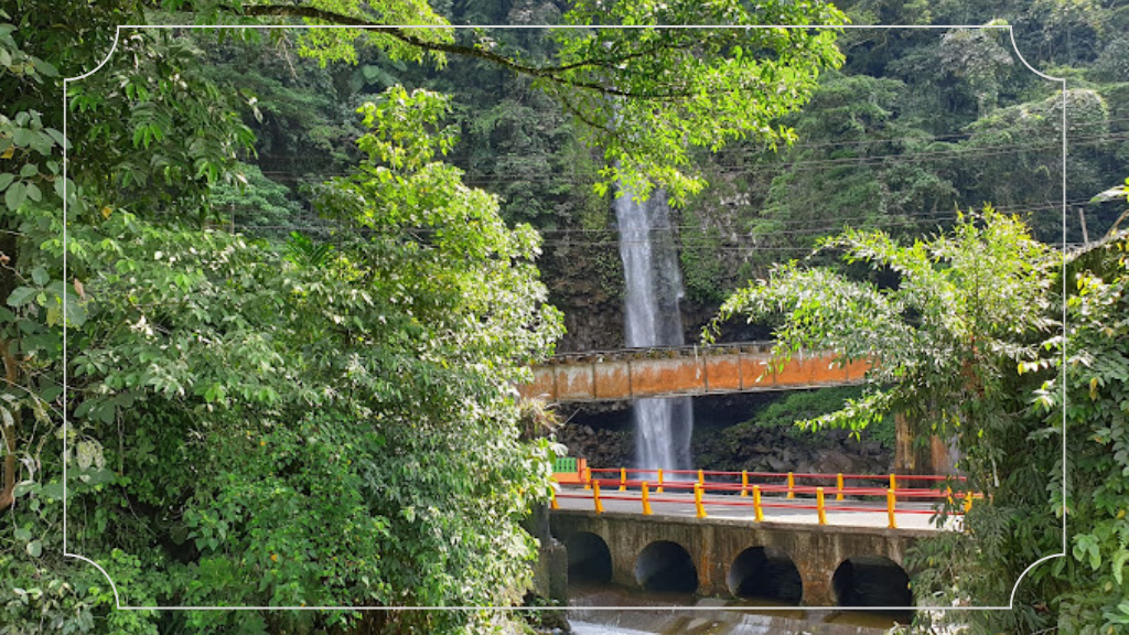 Air Terjun Lembah Anai
