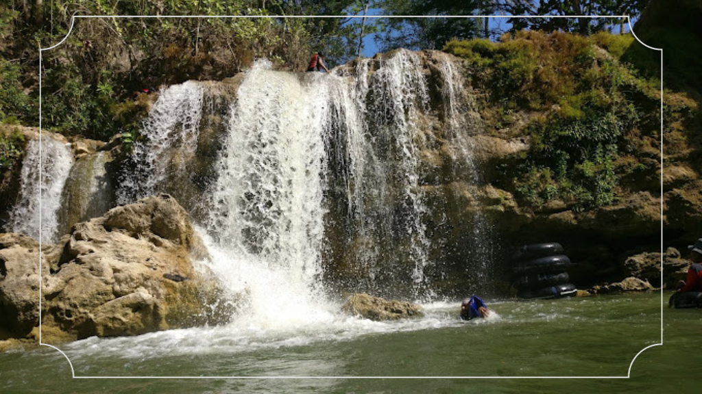 Air Terjun Pengantin