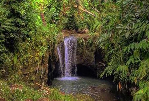 air terjun di Bangli
