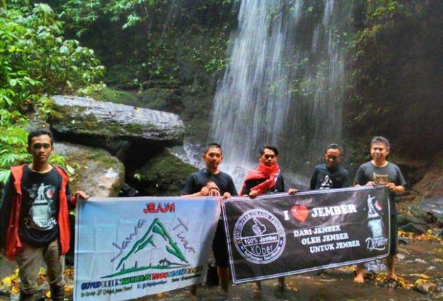 Tempat foto di Jember