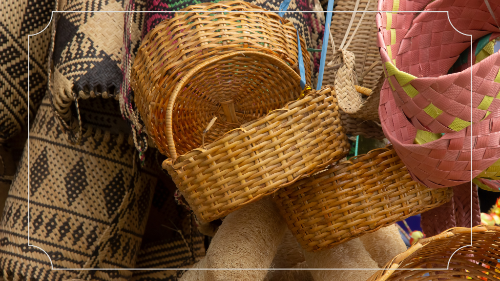 Aksesoris Suku Dayak