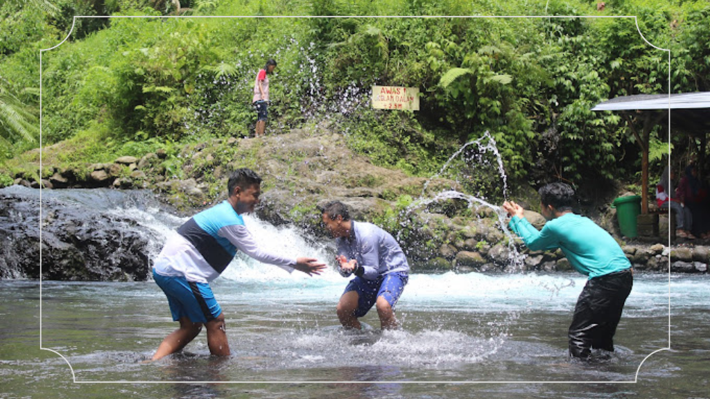Air Terjun Telunjuk Raung - Sejarah, Harga Tiket Masuk & Fasilitas 5 Aktivitas Menarik