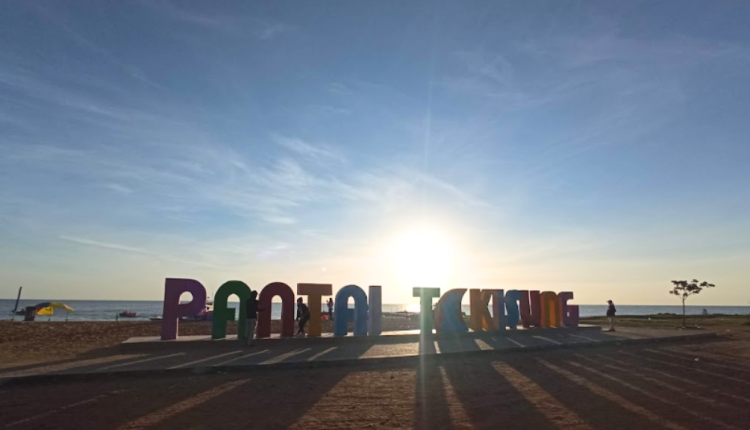 Aktivitas Seru di Pantai Takisung