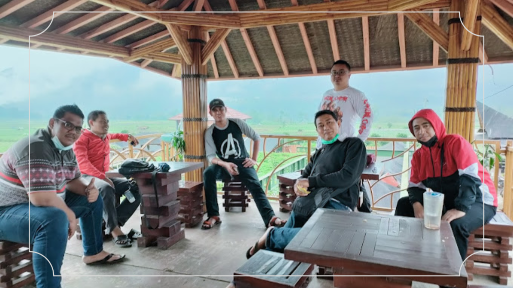 Alamat Cafe Tepi Sawah Malang