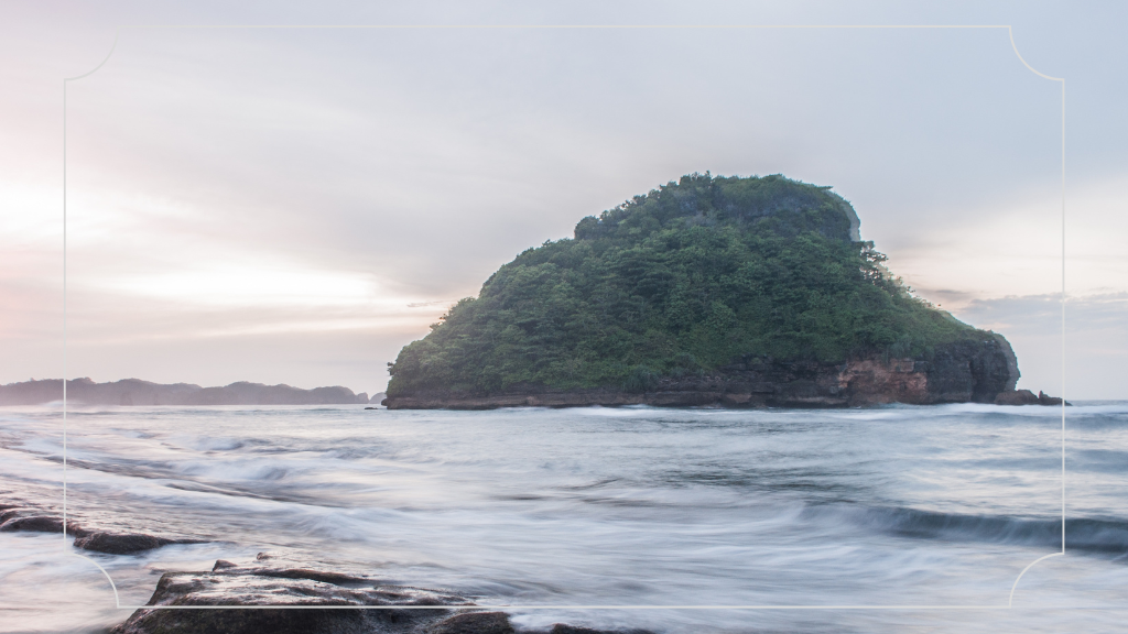 Pantai Goa Cina Malang - Jam Operasional, Harga Tiket Masuk & Daya Tarik 4 Alamat Pantai Goa Cina Malang