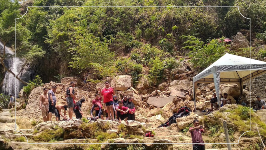 Air Terjun Sri Gethuk - Harga Tiket Masuk, Alama & Daya Tarik 5 Alamat dan Rute Air Terjun Sri Gethuk