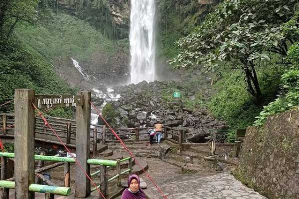 Alamat dan Rute Lokasi Air Terjun Grojogan Sewu