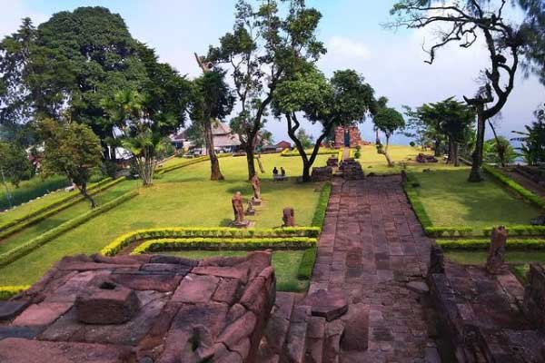 Alamat dan Rute Lokasi Candi Sukuh