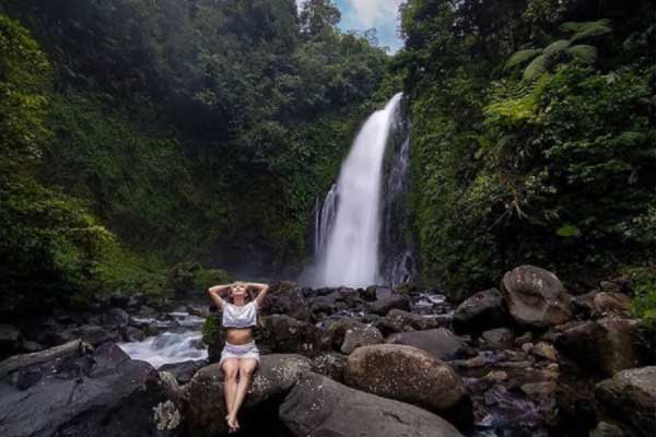 Alamat dan Rute Lokasi Curug Gomblang