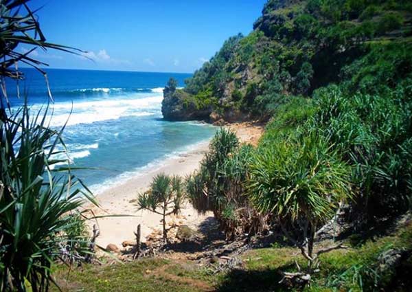 Alamat dan Rute Lokasi Pantai Puyangan