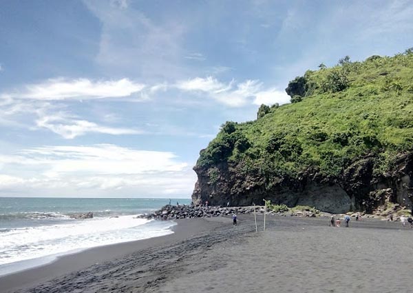 Alamat dan Rute Lokasi Pantai Tlepuk